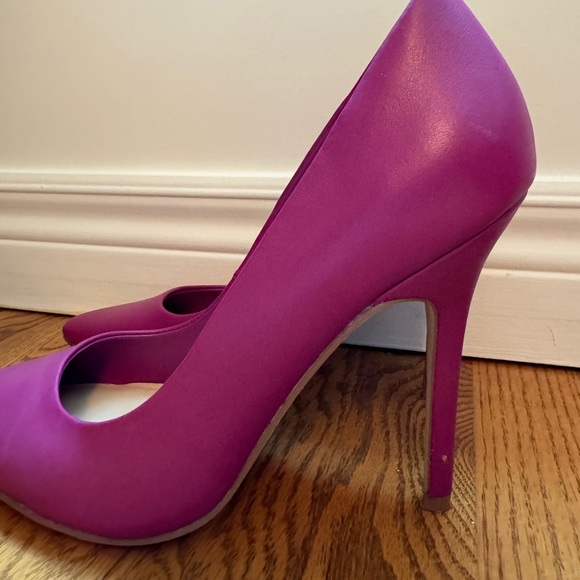 Fergalicious Magenta High Heel Pumps with Pointed Toe - Picture 6 of 13